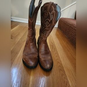 SH2 - ARIAT Men's Brown Western Boots 7B